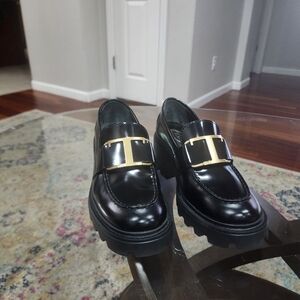 TOD'S Black Loafers with Gold Accent